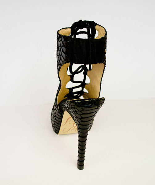 black snake starII boots keilana skye