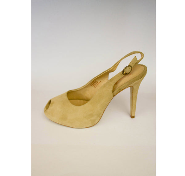 beige elizabeth pumps keilana skye