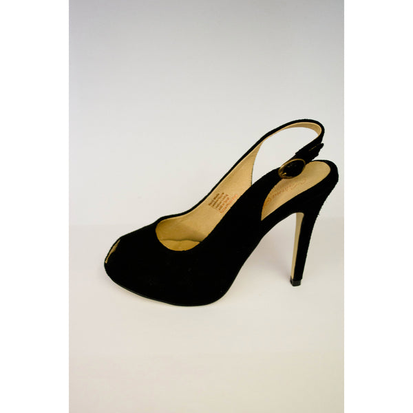 black elizabeth pumps keilana skye