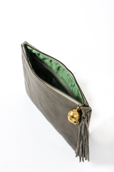 max-clutch-wild-horses-khaki-side
