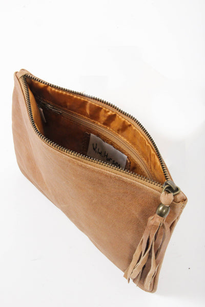 max-clutch-wild-horses-tan-side-2