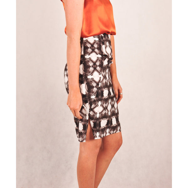 print NY&B sculptured skirt daniella caputi