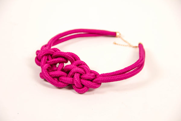 rope-necklace-sol-hermana-magenta-2