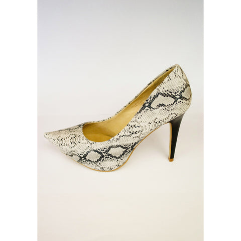 python print stevie pumps keilana skye