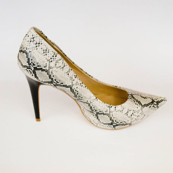 python print stevie pumps keilana skye