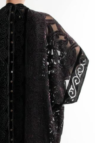 vintage-shawl-cavarra-mixed-purple-velvet-viscose-back-arm-1